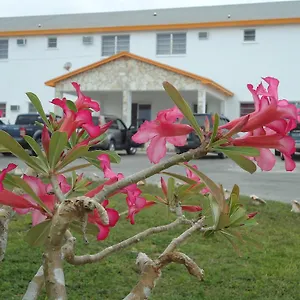 orange-creek-inn.comcaribbean.com/